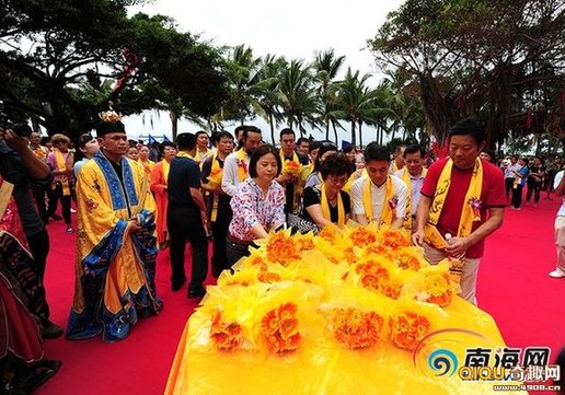 二月二龙抬头 三亚万人祈福祭拜南海祈求风调雨顺