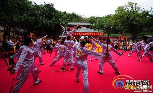 二月二龙抬头 三亚万人祈福祭拜南海祈求风调雨顺