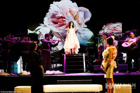 美国少女15岁奢华生日派对 花费近4000万元（组图）【23】