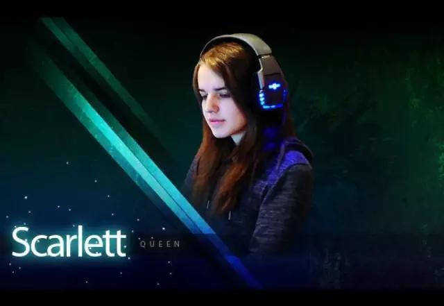 第八名：Sasha Hostyn Sasha Hostyn来自加拿大，她参加了很多电子竞技的比赛，尤其擅长星际争霸II ，从2011年开始，她陆续参加了32场比赛，获得了总数超过10万美金的奖励，她是这个游戏在世界上最顶尖的玩家之一。另外这位美女选手其实是个变性人。