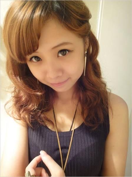 据了解，马雪（Mayuki）来自四川成都，现年24岁，擅长使用虫族，国服天梯排名为大师。在此次锦标赛中，半决赛面对俄罗斯选手Aurelia以2比1险胜，决赛与芬兰虫族高手Soyhi苦战5局力克对手夺冠，获得2500美金的奖金。