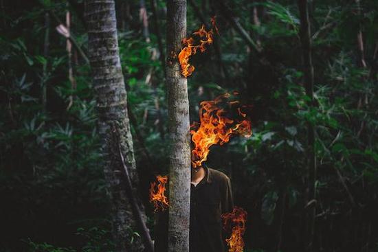 欣赏一下日本超现实创意摄影