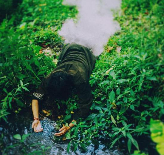 欣赏一下日本超现实创意摄影