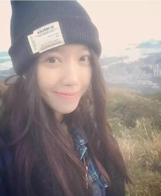 复旦公布22位海外交流女生照 光芒万丈颜值担当