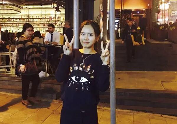 复旦公布22位海外交流女生照 光芒万丈颜值担当