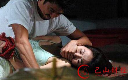 15岁,少年,入室,强奸,女童,网上,色情视频