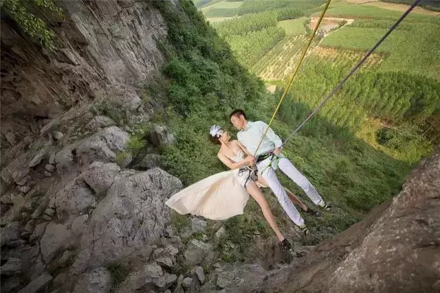 36张用生命拍出的婚纱照 婚纱摄影师拼了！