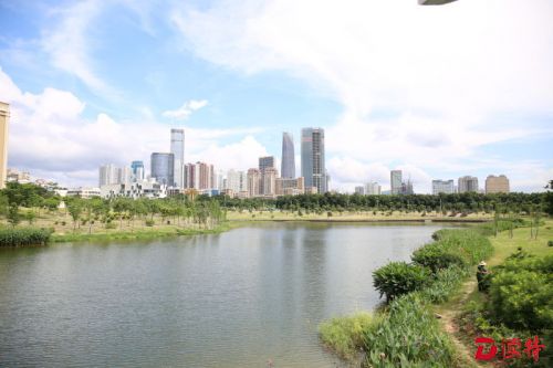 中心湿地公园。