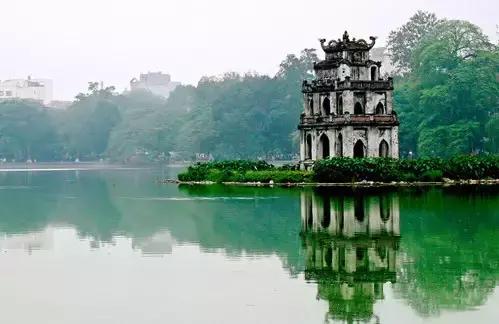 从深圳出发，坐6小时高铁可以去国外，只要300块！