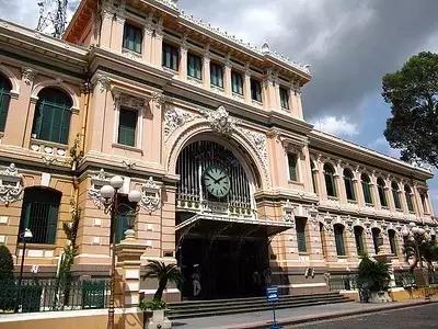 从深圳出发，坐6小时高铁可以去国外，只要300块！