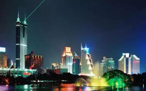 在深圳，在哪个区上班最有前途？