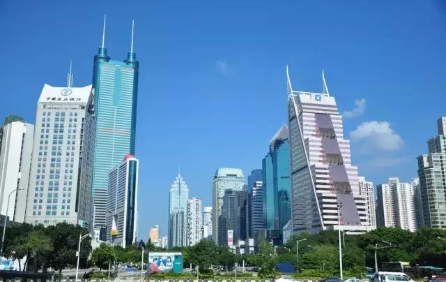 在深圳，在哪个区上班最有前途？