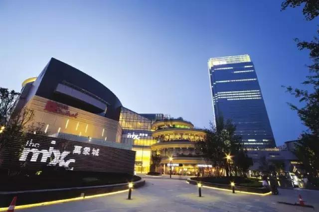 在深圳，在哪个区上班最有前途？