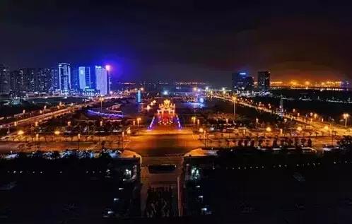 在深圳，在哪个区上班最有前途？