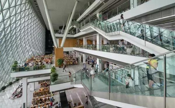 在深圳，在哪个区上班最有前途？