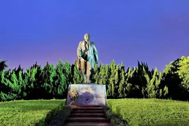 在深圳，在哪个区上班最有前途？