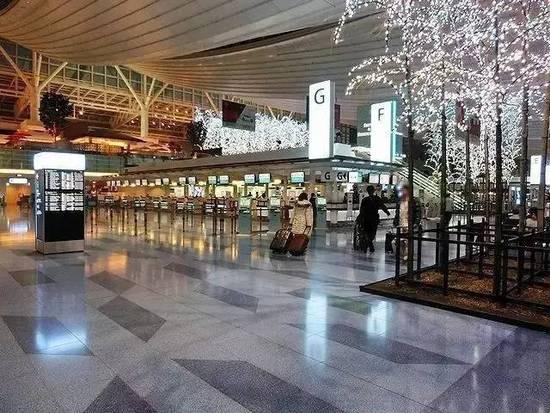 中国大妈靠打扫卫生被评为日本