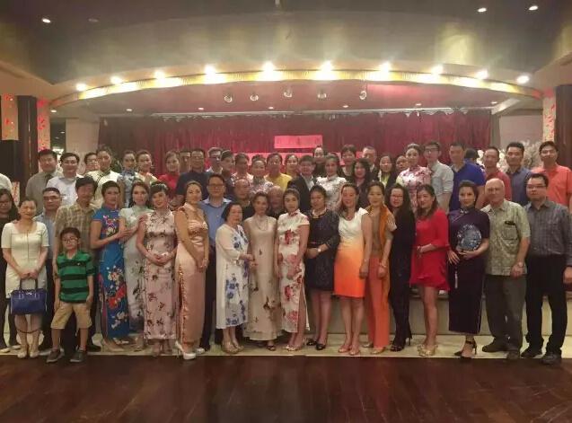 华裔“美国房姐”竞选美国国会议员初选大胜 常被称为“女版川普”