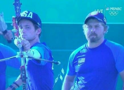 纳尼？竟然不是参加他苦练22年的自！行！车！赛