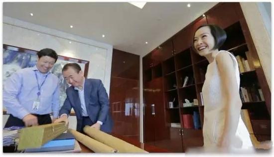 王健林办公室内景曝光：亚洲首富收藏品惊人10