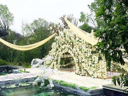 杭州现“土豪”婚礼 新娘乘专机嫁到萧山