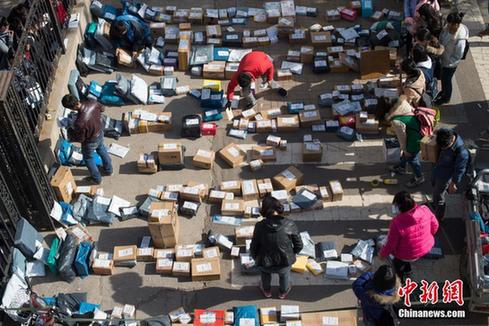 “双十一”落幕 各地迎快递派送高峰