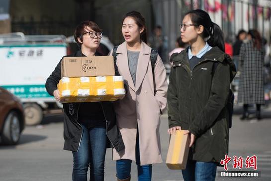 “双十一”落幕 各地迎快递派送高峰