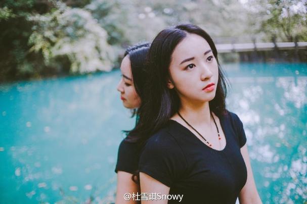 浙大学霸姐妹花爆红网络 颜美腿长气质出众