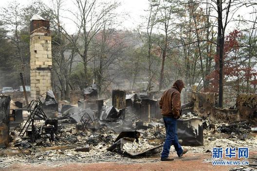 （国际）（2）美国田纳西州山火造成至少3人死亡