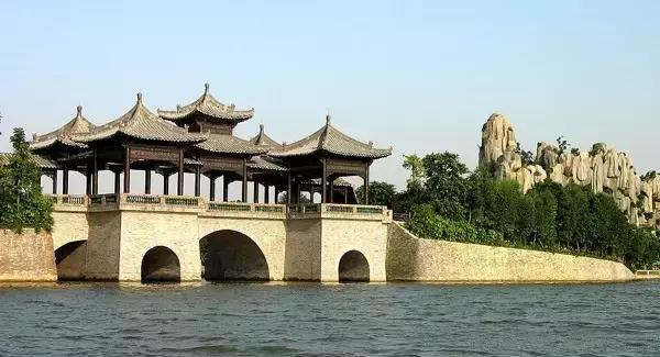 广东最美公路就在深圳！一条路，两边都是海！