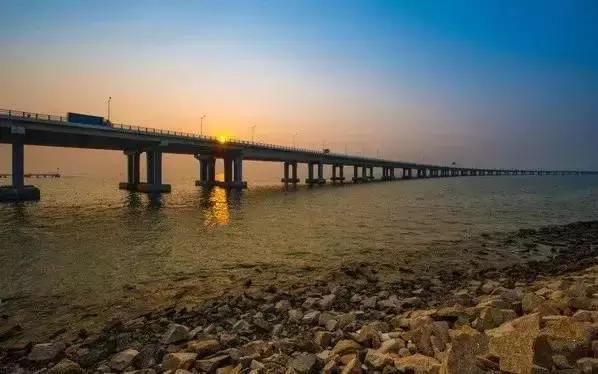 广东最美公路就在深圳！一条路，两边都是海！