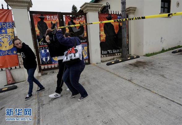 (外代一线)(4)墨西哥校园枪击事件致1死4伤