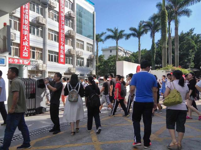 深圳高考房再爆高价 平时千元房现在4588元！