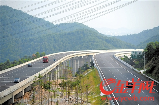粤东西北要实现跨越式发展，交通基础设施建设是关键，图为广乐高速（资料图）