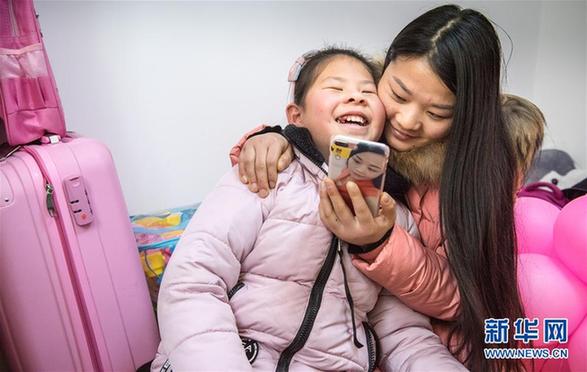 （图片故事）（6）盲童的钢琴梦