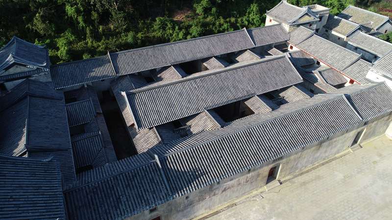 盘龙世居 (2).jpg